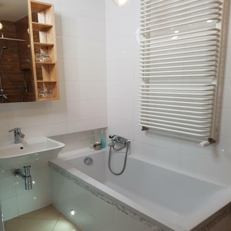 Apartament Zwyciestwa Hlivice Exteriér fotografie